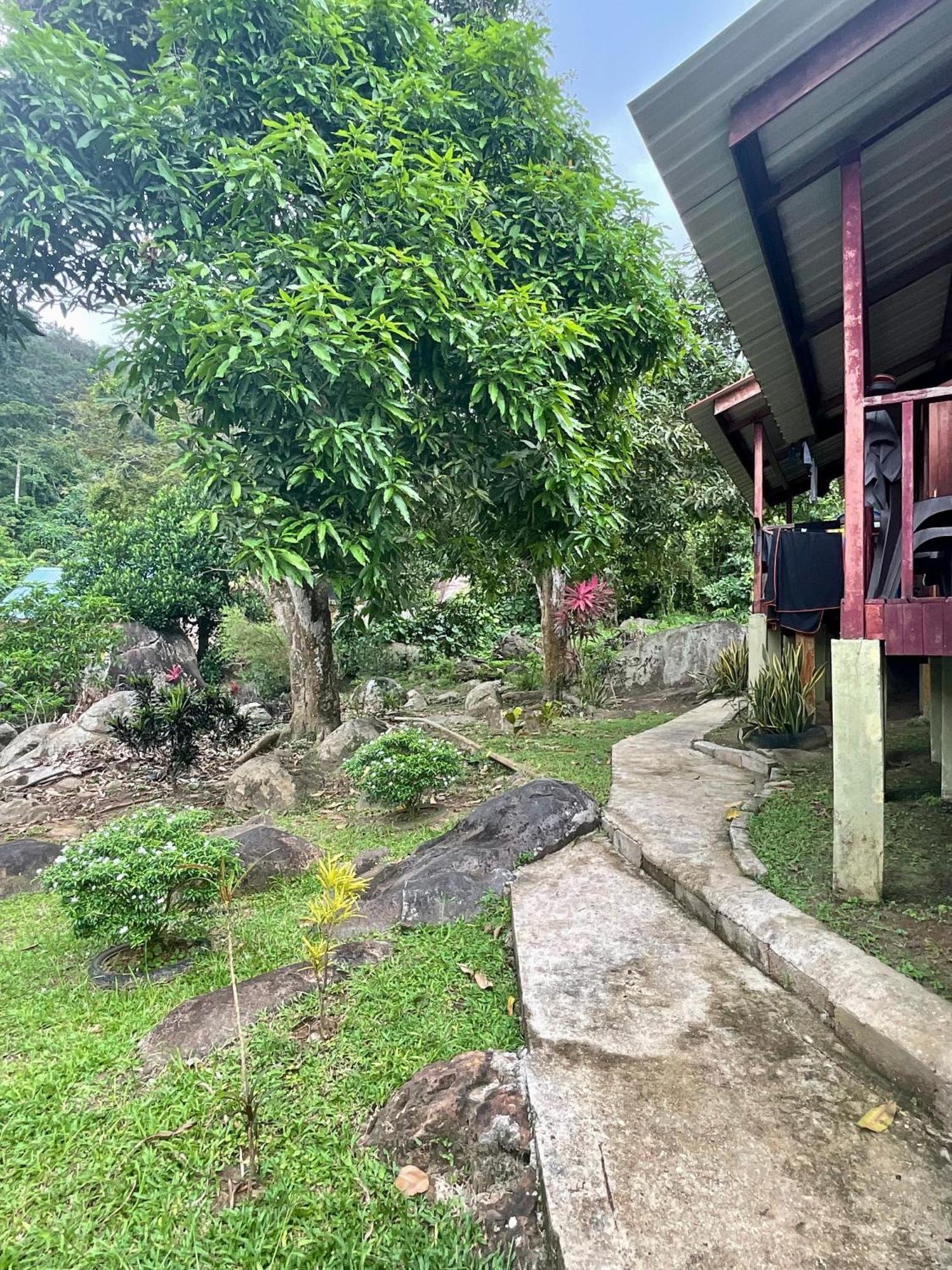 Abc Chalet Tioman Kampong Ayer Batang Zewnętrze zdjęcie