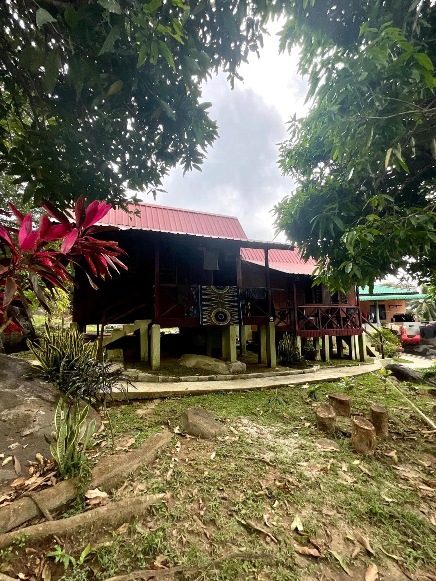 Abc Chalet Tioman Kampong Ayer Batang Zewnętrze zdjęcie